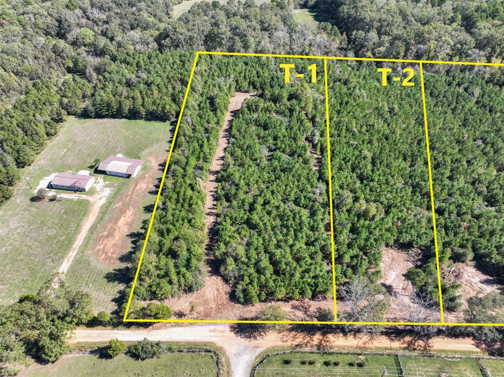 2 Cr 3121 Henderson Tx  