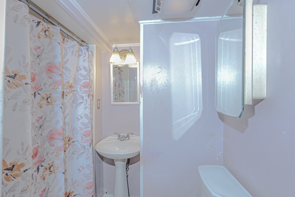 9 Rahway Road Burlington, MA 01803 - Photo 13 of 26 Gallery Image 13