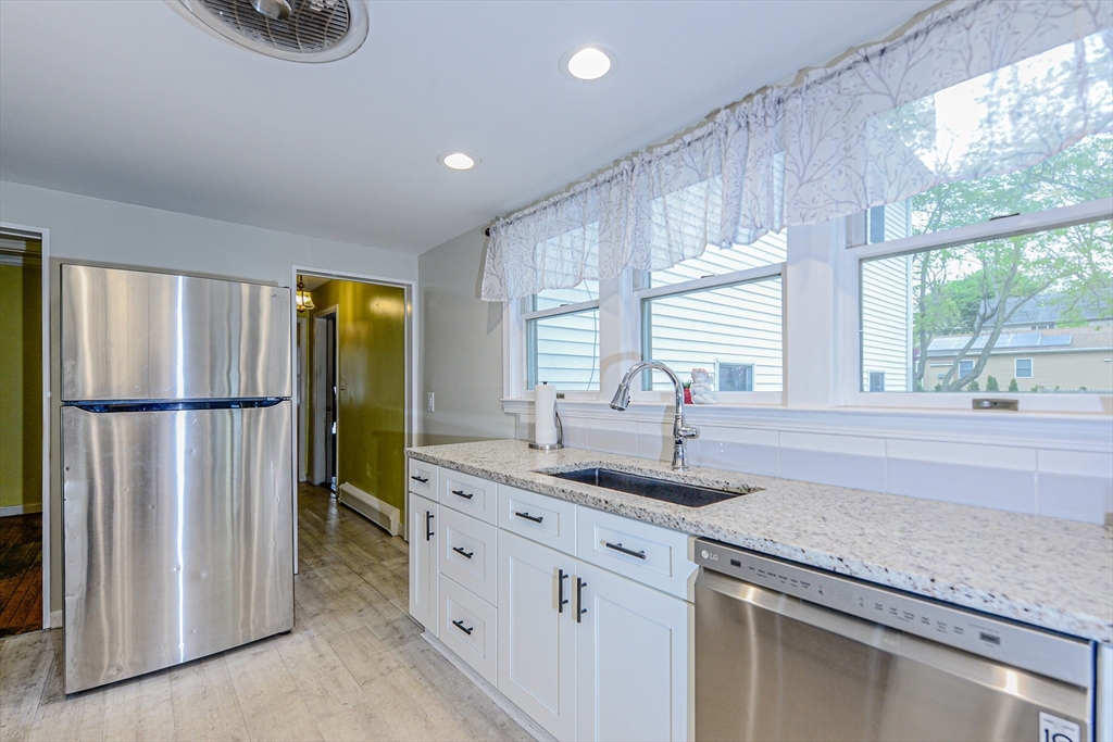 9 Rahway Road Burlington, MA 01803 - Photo 10 of 26 Gallery Image 10