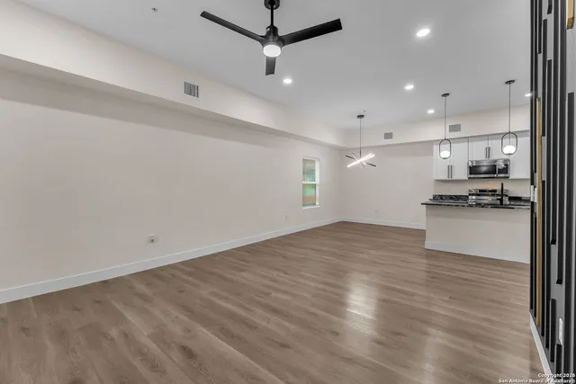 $1,700 | 110 Webb, Unit 202, San Antonio, TX 78223