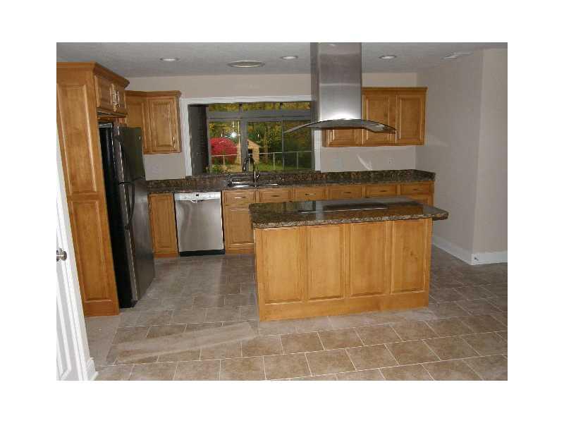 6223 Dover Road Indianapolis, IN 46220 - Photo 2 of 12 Gallery Image 2