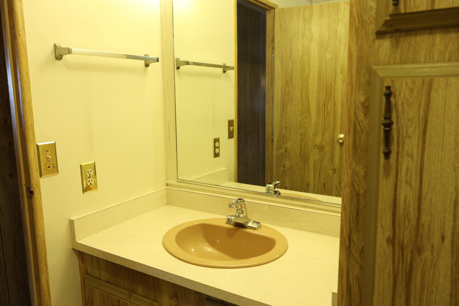 3936 Lahaina Lane, Unit 237 Modesto, CA 95355 - Photo 21 of 25 Gallery Image 21