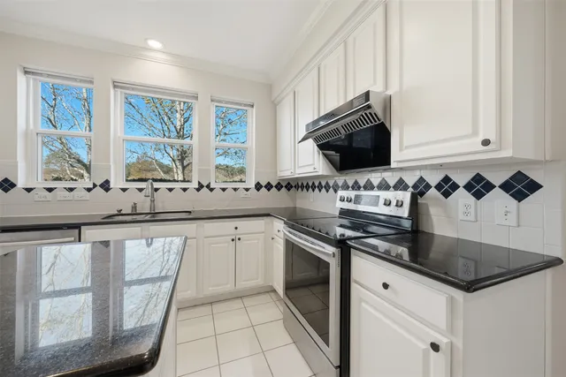 $2,850 | 4208 Greystone Way, Sugar Land, TX 77479