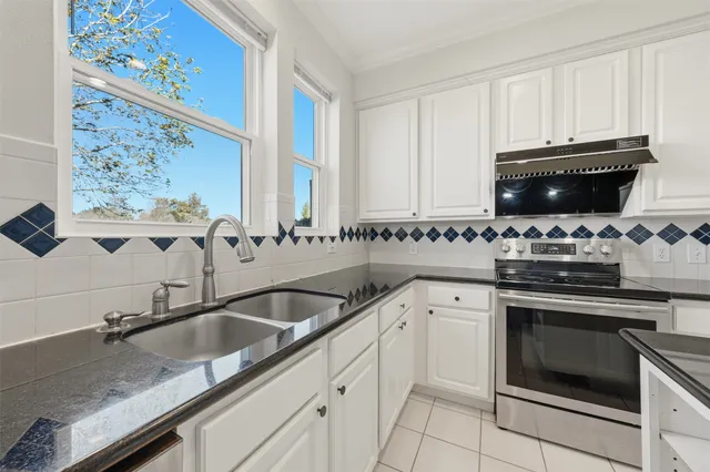 $2,850 | 4208 Greystone Way, Sugar Land, TX 77479