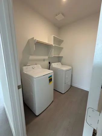 $2,500 | 27326 Sweetwater Bay Drive, Katy, TX 77493