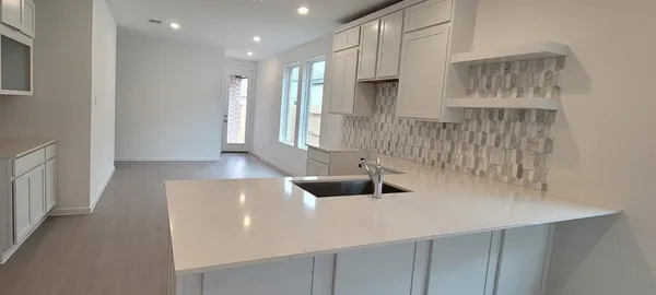 $2,500 | 27326 Sweetwater Bay Drive, Katy, TX 77493