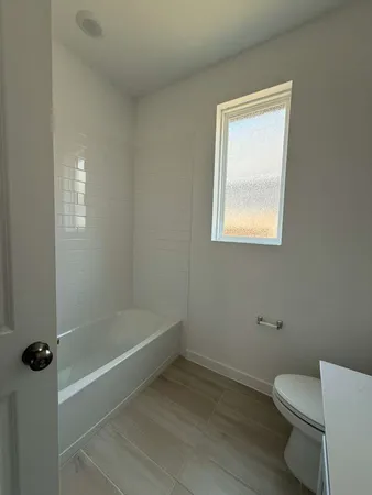 $2,500 | 27326 Sweetwater Bay Drive, Katy, TX 77493