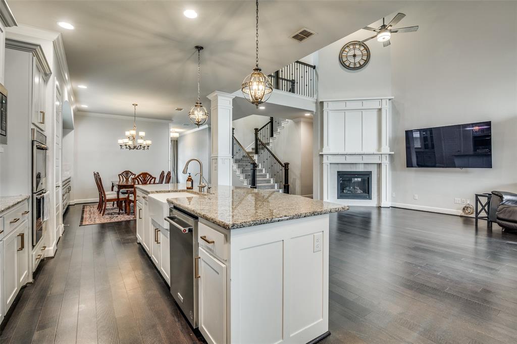 8917 Homestead Boulevard Rowlett, TX 75089 - Photo 11 of 40