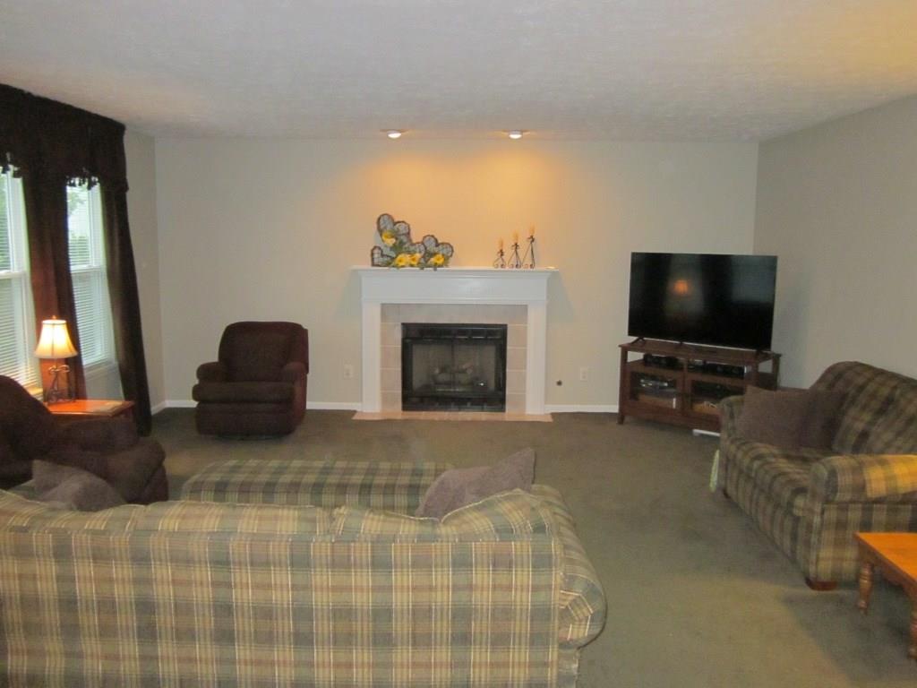 8527 Rapp Drive Indianapolis, IN 46237 - Photo 13 of 33 Gallery Image 13