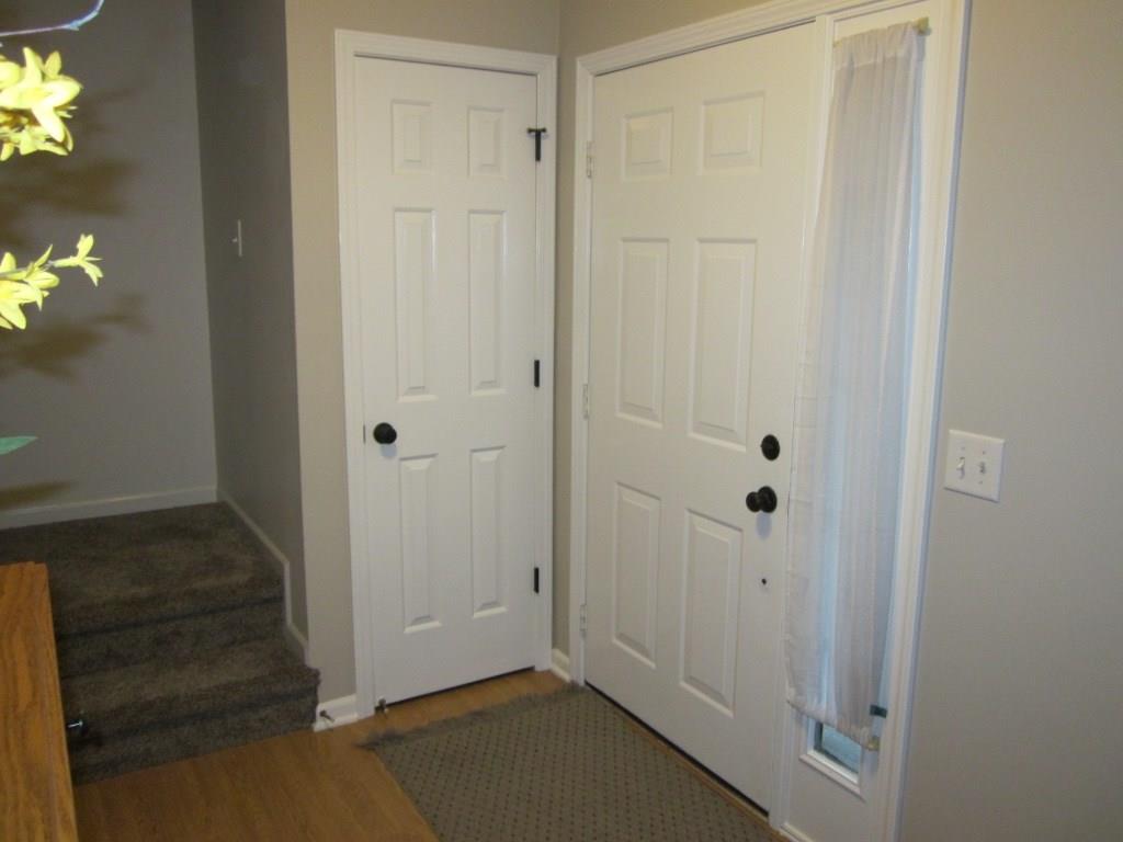 8527 Rapp Drive Indianapolis, IN 46237 - Photo 4 of 33 Gallery Image 4