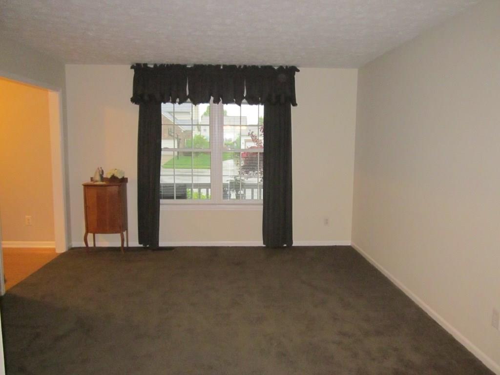 8527 Rapp Drive Indianapolis, IN 46237 - Photo 5 of 33 Gallery Image 5