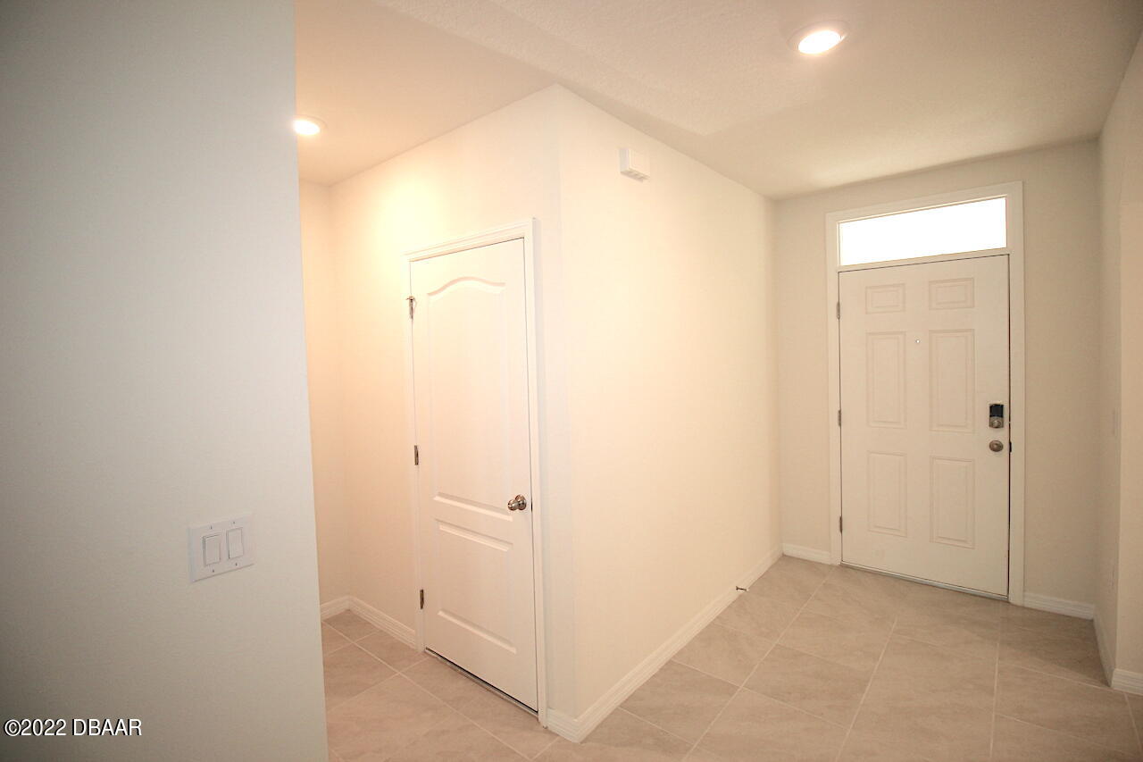 232 Sunset Point Drive Ormond Beach, FL 32174 - Photo 8 of 42 IMG_1372