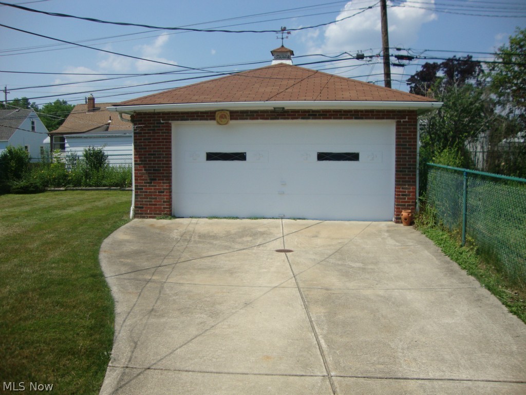 14617 Wheeler Road Maple Heights, OH 44137 - Photo 2 of 6 Gallery Image 2