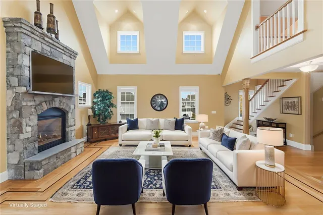 $734,000 | 71 Norton Avenue, Cranston, RI 02920