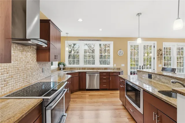 $734,000 | 71 Norton Avenue, Cranston, RI 02920