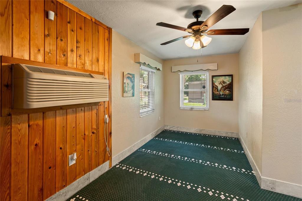 5709 Lake Le Clare Road Lutz, FL 33558 - Photo 6 of 17