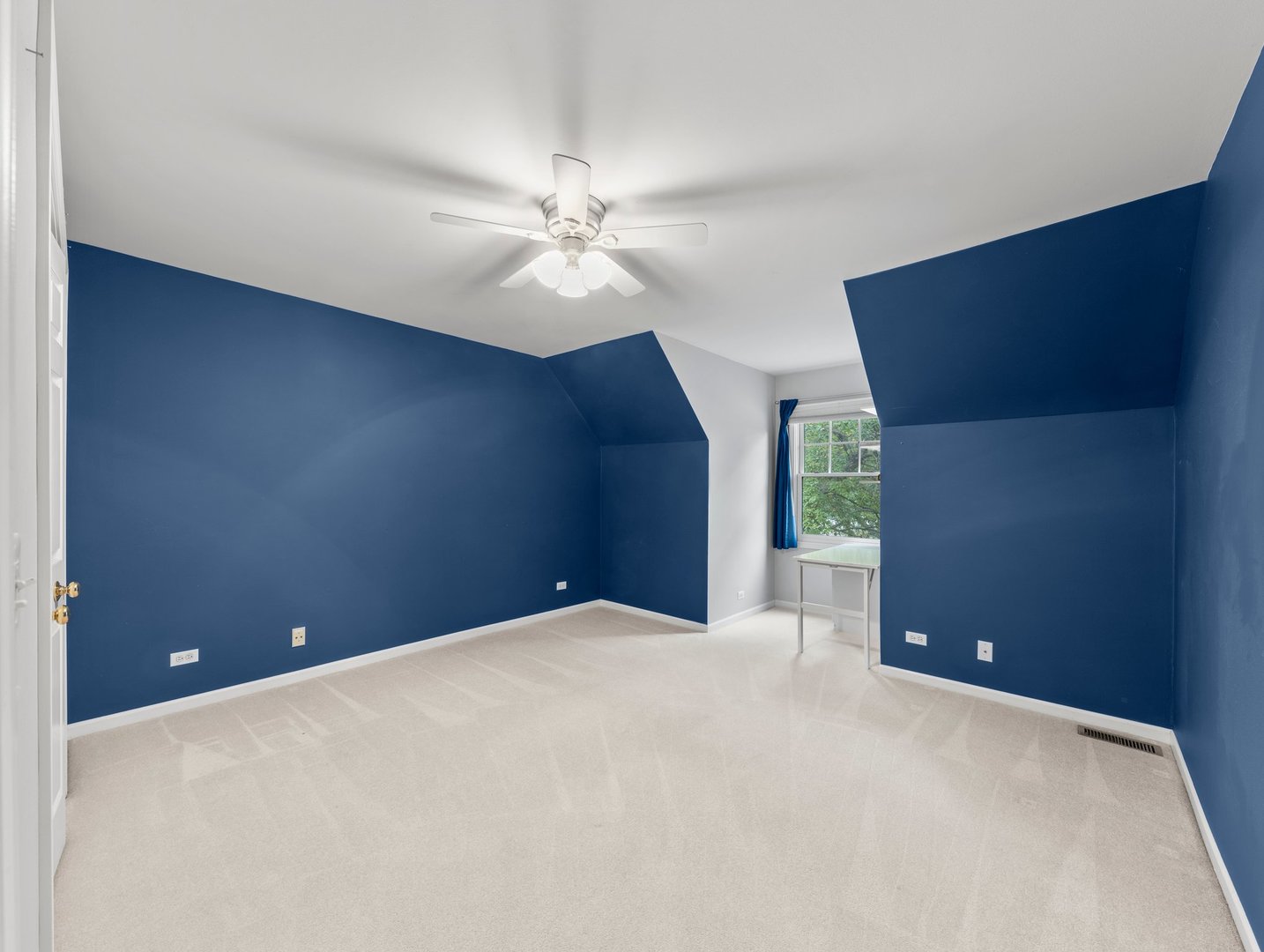 115 Rieser Circle Naperville, IL 60565 - Photo 23 of 32 Gallery Image 23