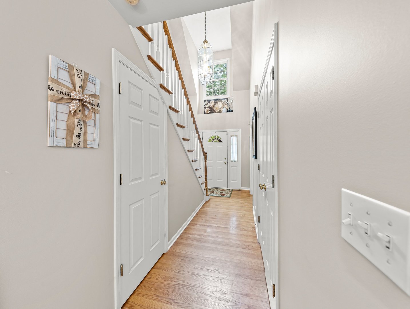 115 Rieser Circle Naperville, IL 60565 - Photo 10 of 32 Gallery Image 10