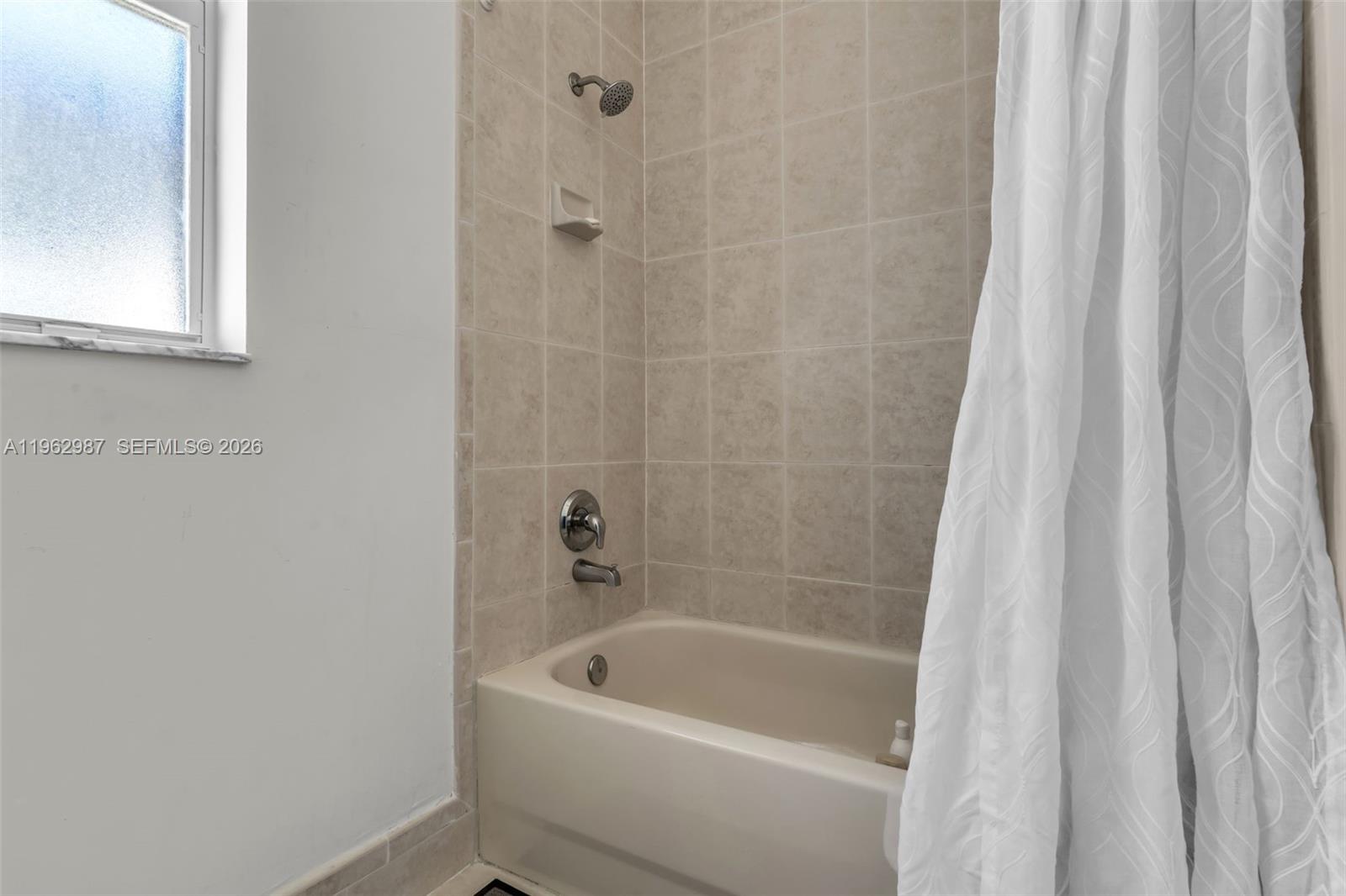 16605 Southwest 55th Terrace Miami, FL 33185 - Photo 21 of 37