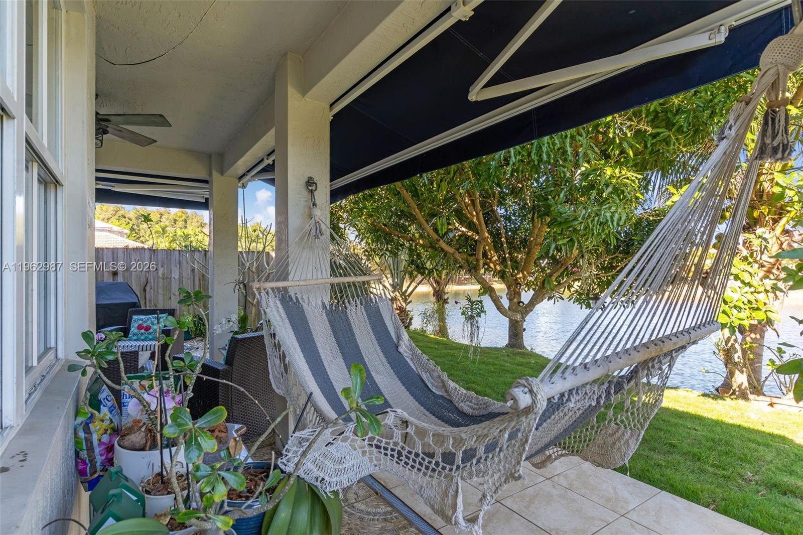 16605 Southwest 55th Terrace Miami, FL 33185 - Photo 31 of 37