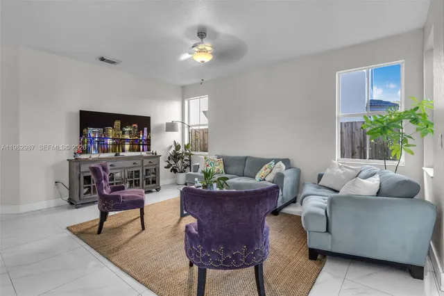 $5,000 | 16605 Southwest 55th Terrace, Miami, FL 33185