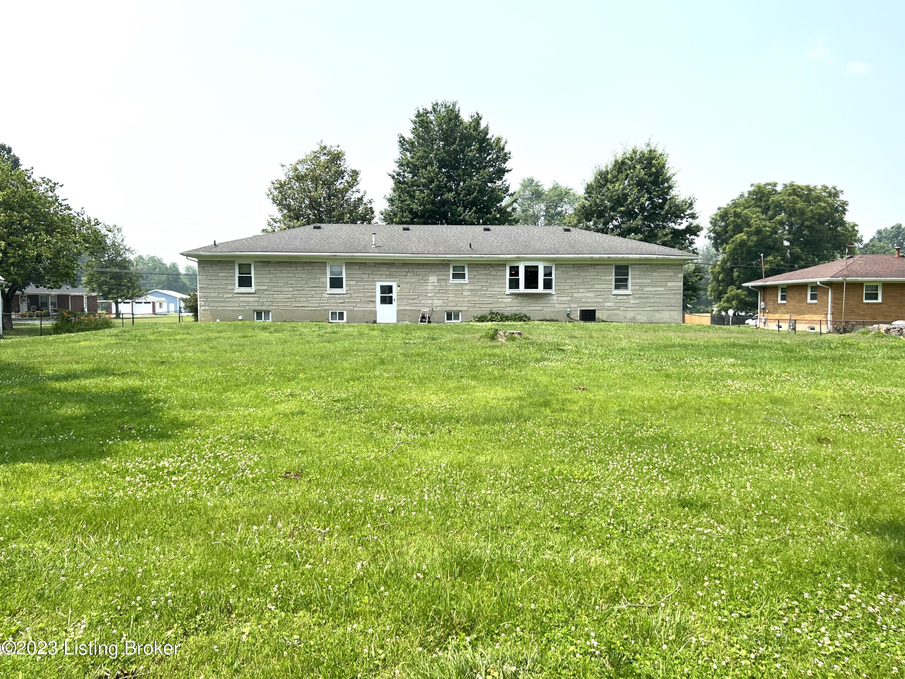 6105 Pendleton Road Louisville, KY 40272 - Photo 54 of 56 Back yard facing home