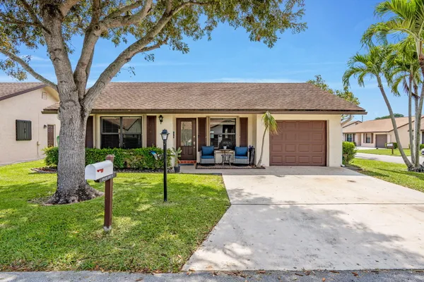 $319,000 | 6266 Red Cedar Circle, Lake Worth, FL 33463