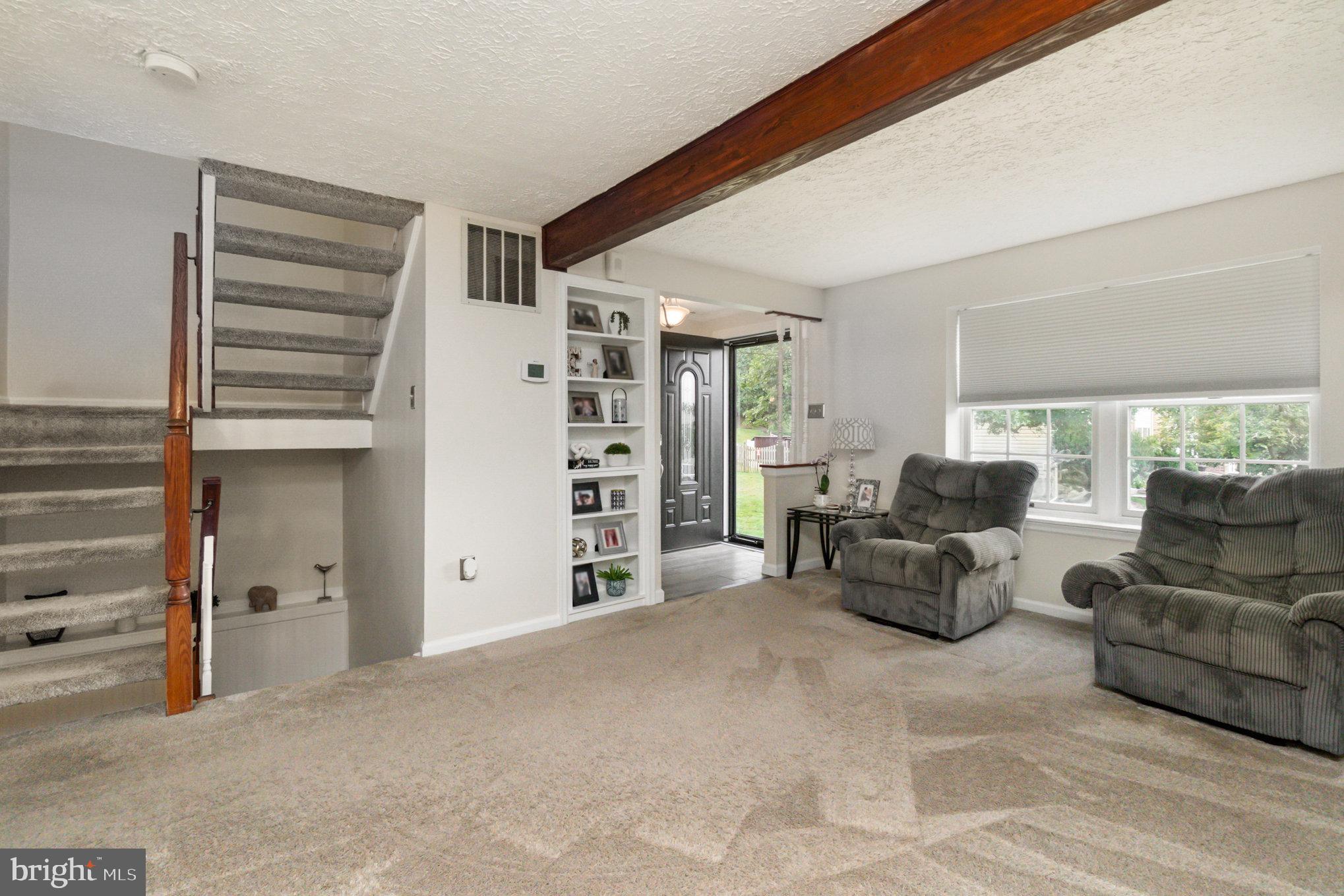 3324 Raccoon Court Abingdon, MD 21009 - Photo 6 of 39 Built-ins & beams