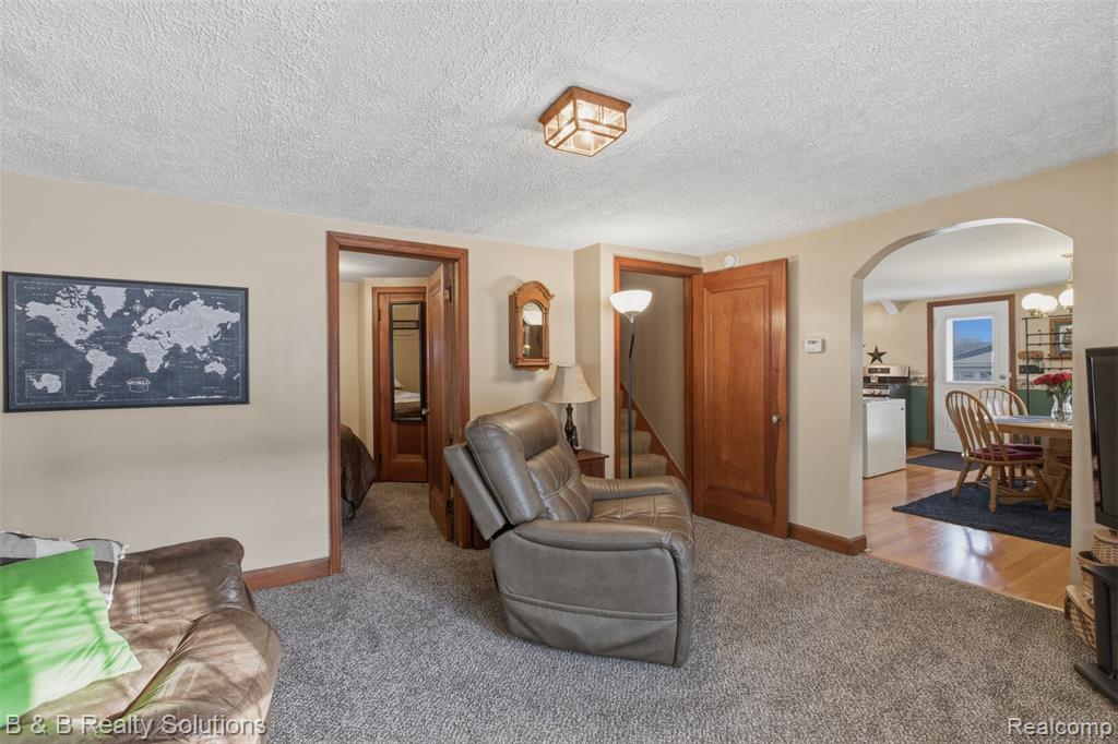 23644 East Main Street Armada, MI 48005 - Photo 4 of 50