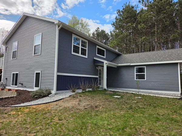 $394,900 | 891 North White Birch Drive, Ludington, MI 49431