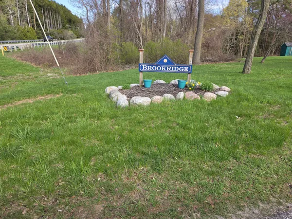 $394,900 | 891 North White Birch Drive, Ludington, MI 49431