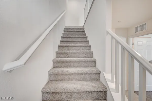 $1,995 | 6133 Gdn Crst Street, Las Vegas, NV 89148