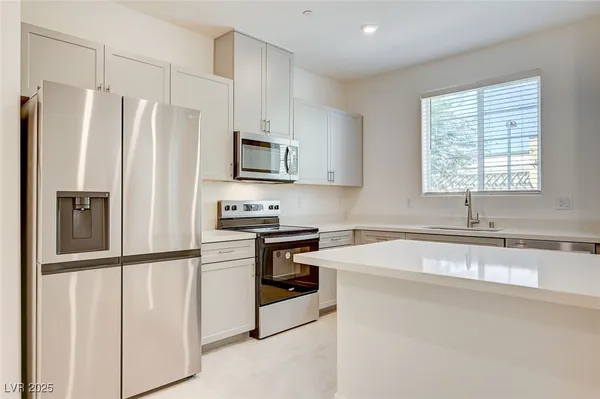 $1,995 | 6133 Gdn Crst Street, Las Vegas, NV 89148