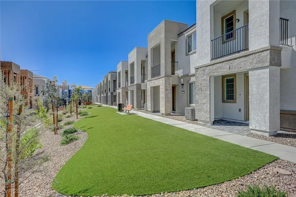 $1,995 | 6133 Gdn Crst Street, Las Vegas, NV 89148