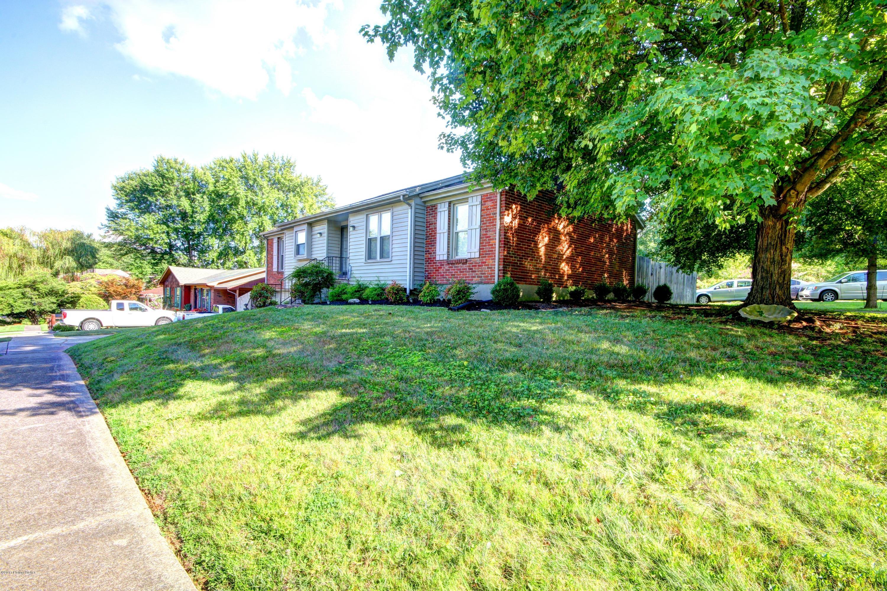 8131 Rochelle Road Louisville, KY 40228 - Photo 4 of 33 Rochelle #4
