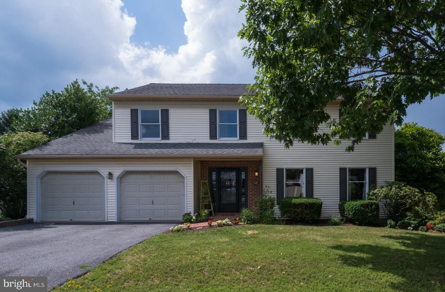 52 Rim View Lane Reading, PA 19607 - Photo 2 of 36 Spacious front yard with shade tree.
