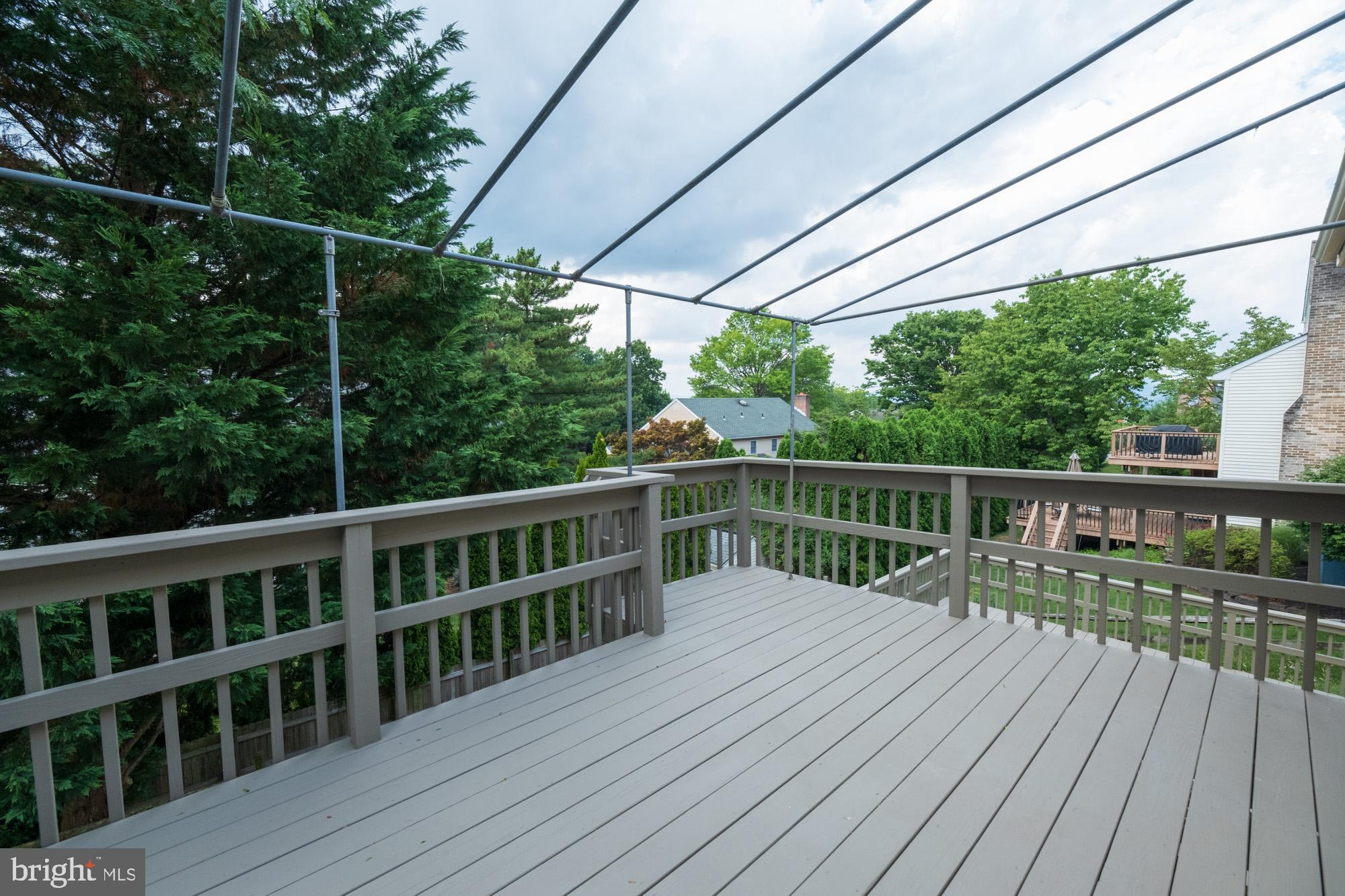 52 Rim View Lane Reading, PA 19607 - Photo 32 of 36 Freshly painted upper deck