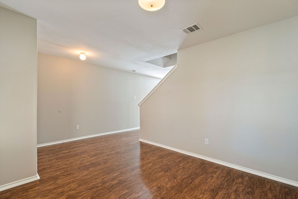 1209 Apollo Circle Round Rock, TX 78664 - Photo 5 of 23