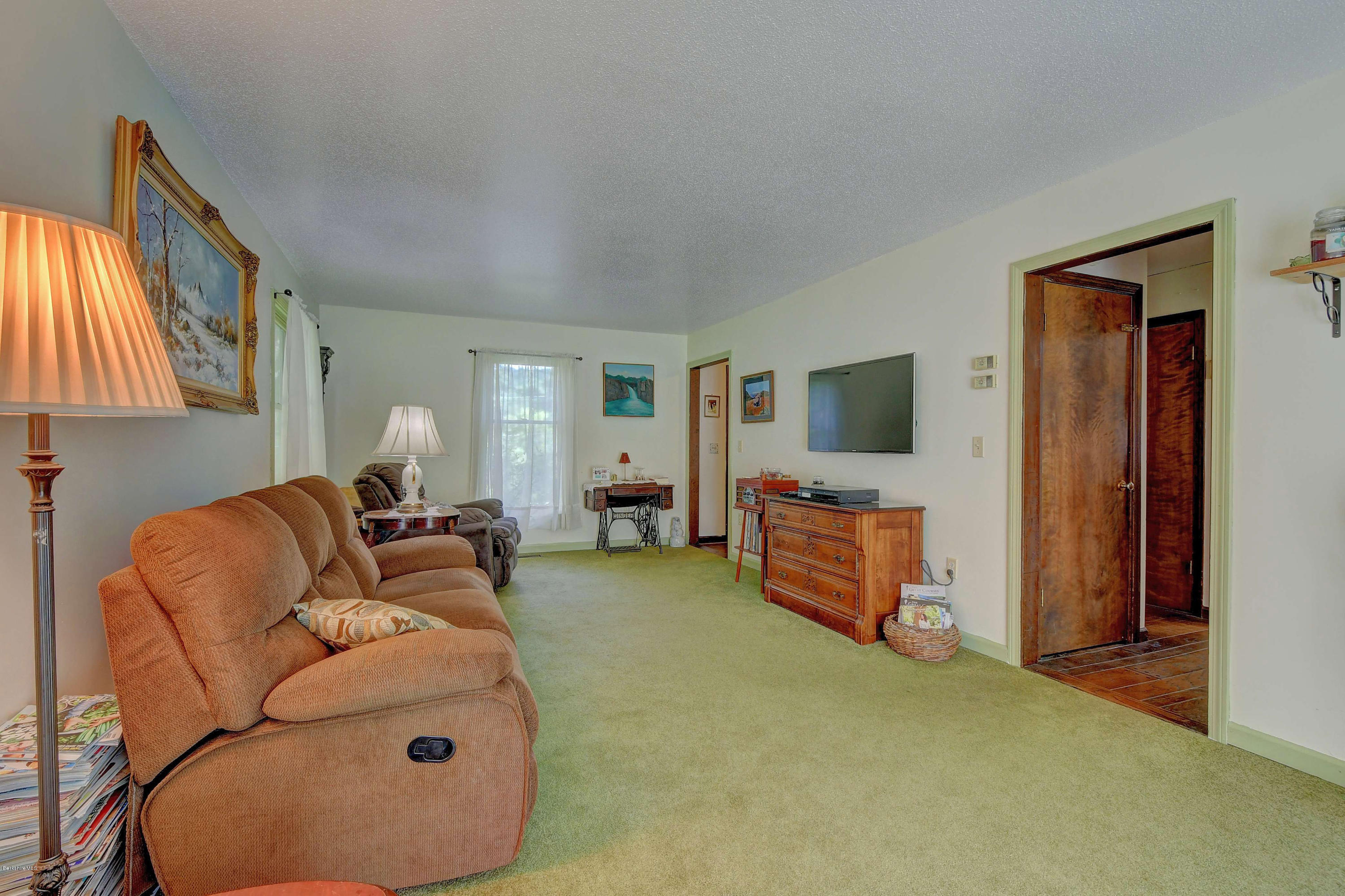 296 Alum Hill Road Sheffield, MA 01222 - Photo 7 of 27 2106 Living Room