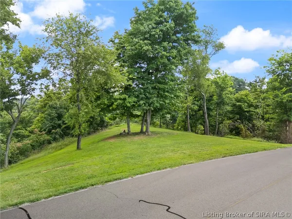 $105,000 | 9305 North Skyline Drive, Sellersburg, IN 47172