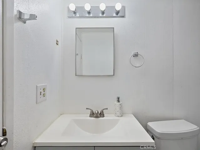 $152,900 | 3524 East Avenue R, Unit 313, Palmdale, CA 93550