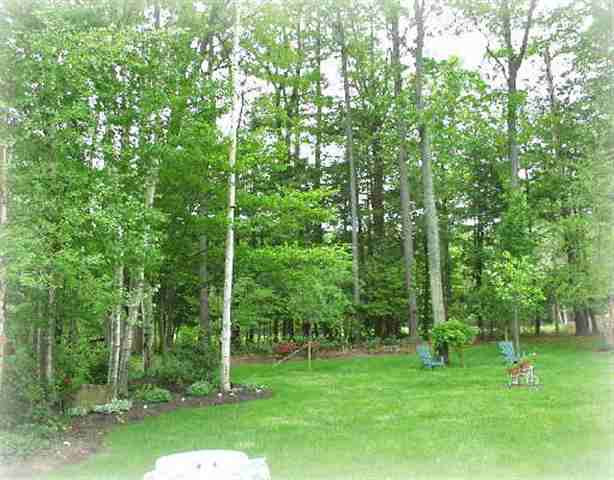 2 Old English Road Bethlehem, NY 12159 - Photo 2 of 9 Photo 2