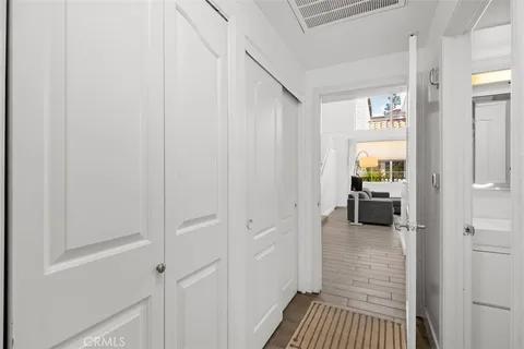 $3,000 | 7110 La Tijera Boulevard, Unit J202, Los Angeles, CA 90045