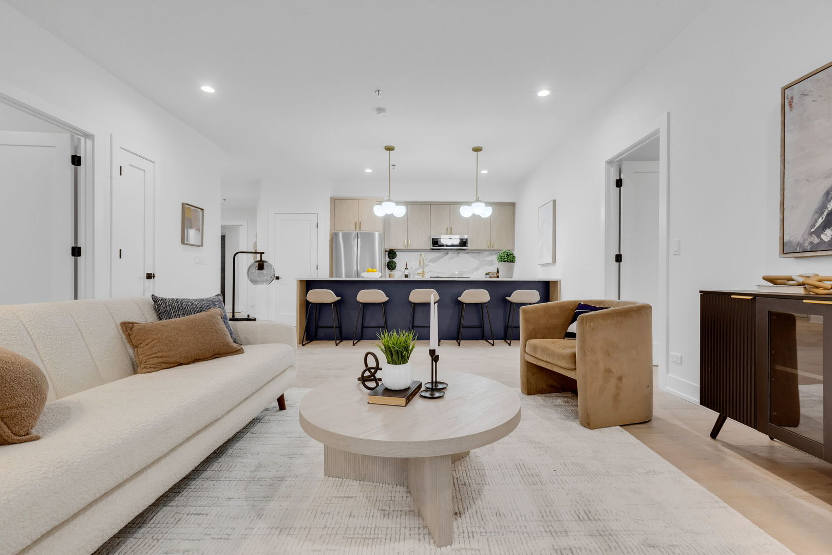 3204 North Kostner Avenue, Unit 303 Chicago, IL 60641 - Photo 5 of 23