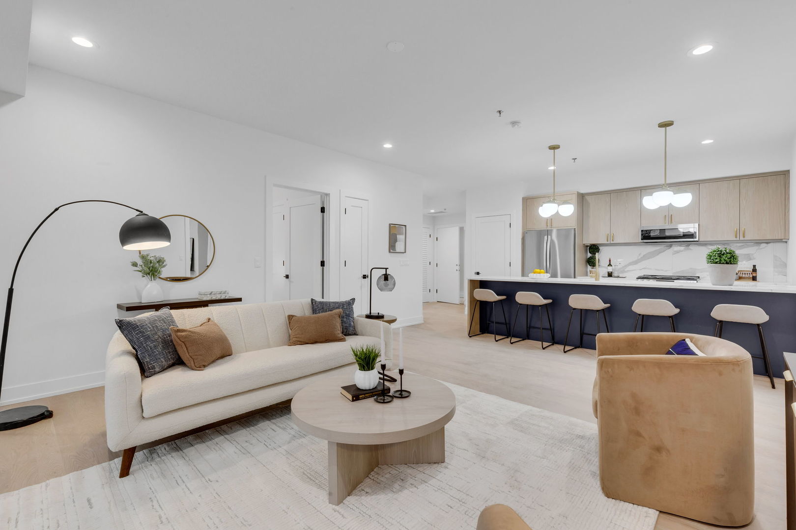 3204 North Kostner Avenue, Unit 303 Chicago, IL 60641 - Photo 6 of 23