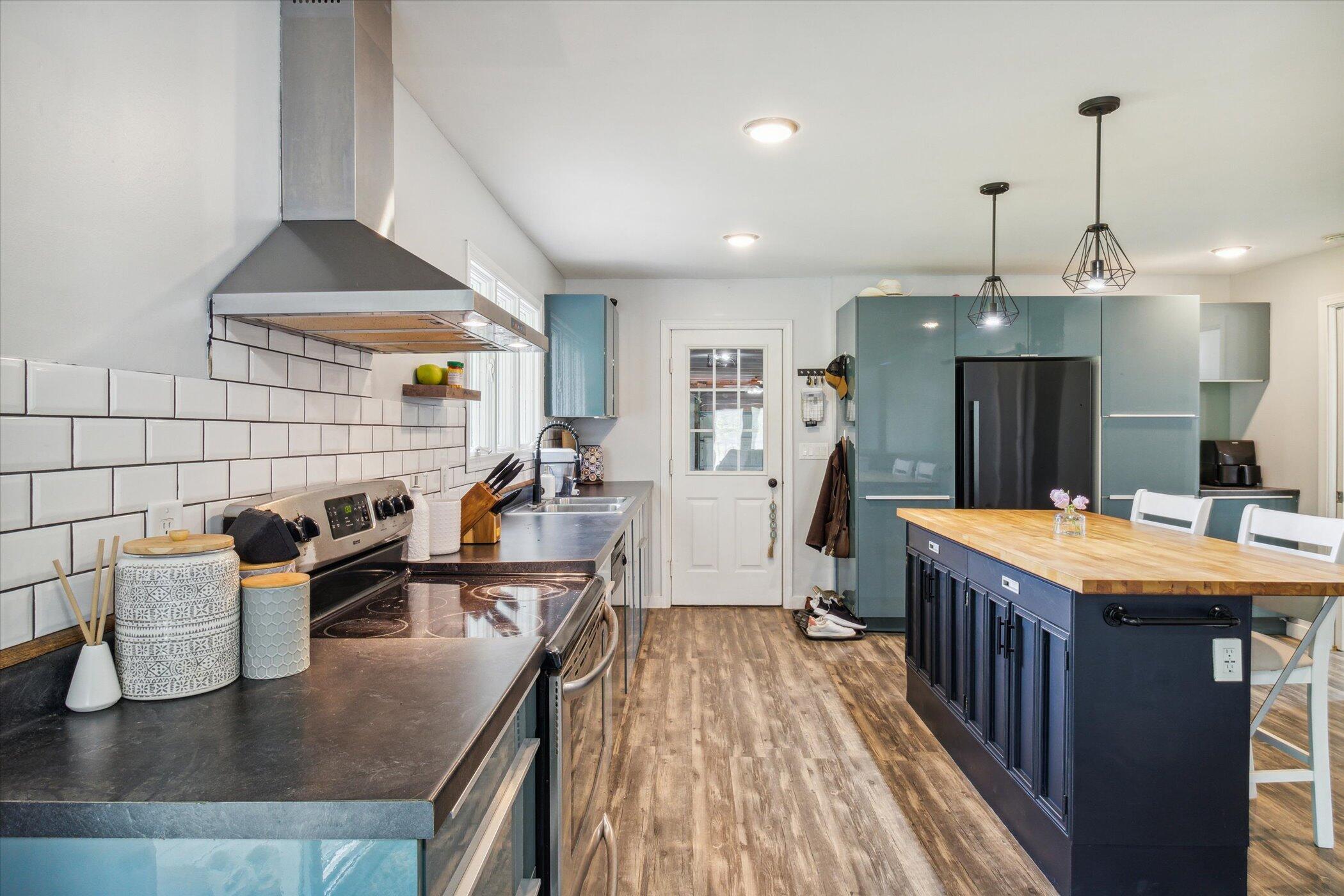 2401 Hickory Road Delton, MI 49046 - Photo 11 of 38 11-2401-W-Hickory-Rd-Delton-MI-49046-Win