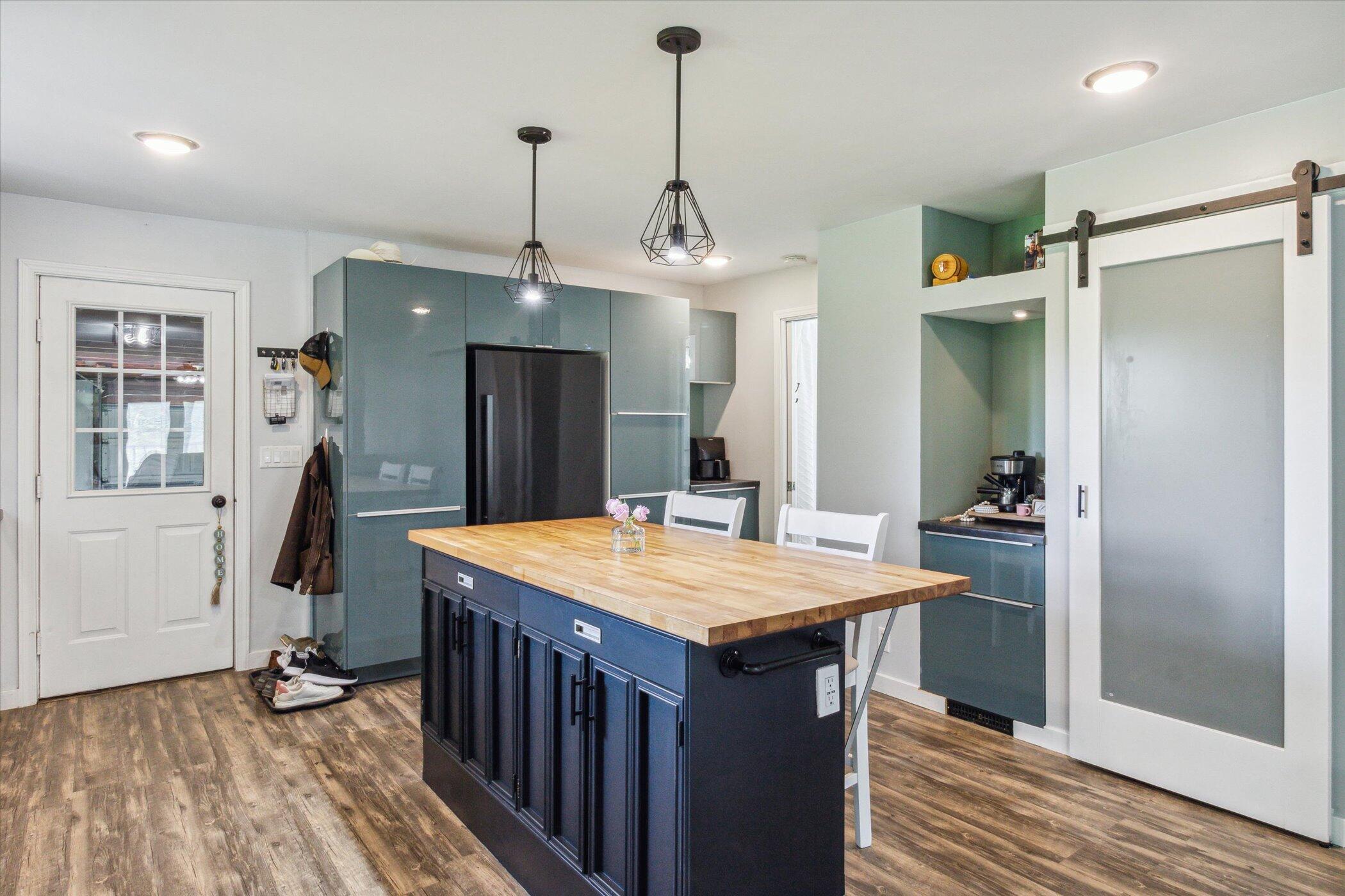 2401 Hickory Road Delton, MI 49046 - Photo 12 of 38 12-2401-W-Hickory-Rd-Delton-MI-49046-Win