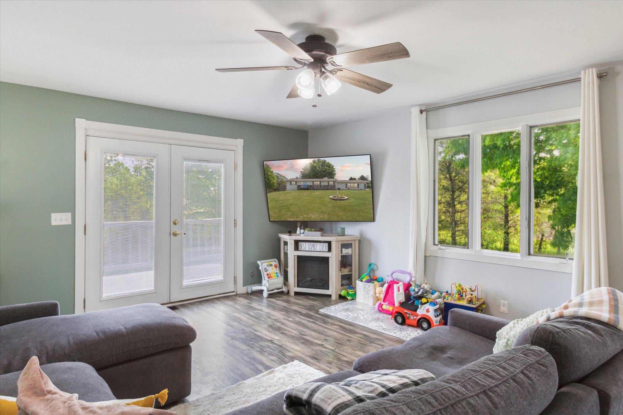 2401 Hickory Road Delton, MI 49046 - Photo 7 of 38 07-2401-W-Hickory-Rd-Delton-MI-49046-Win