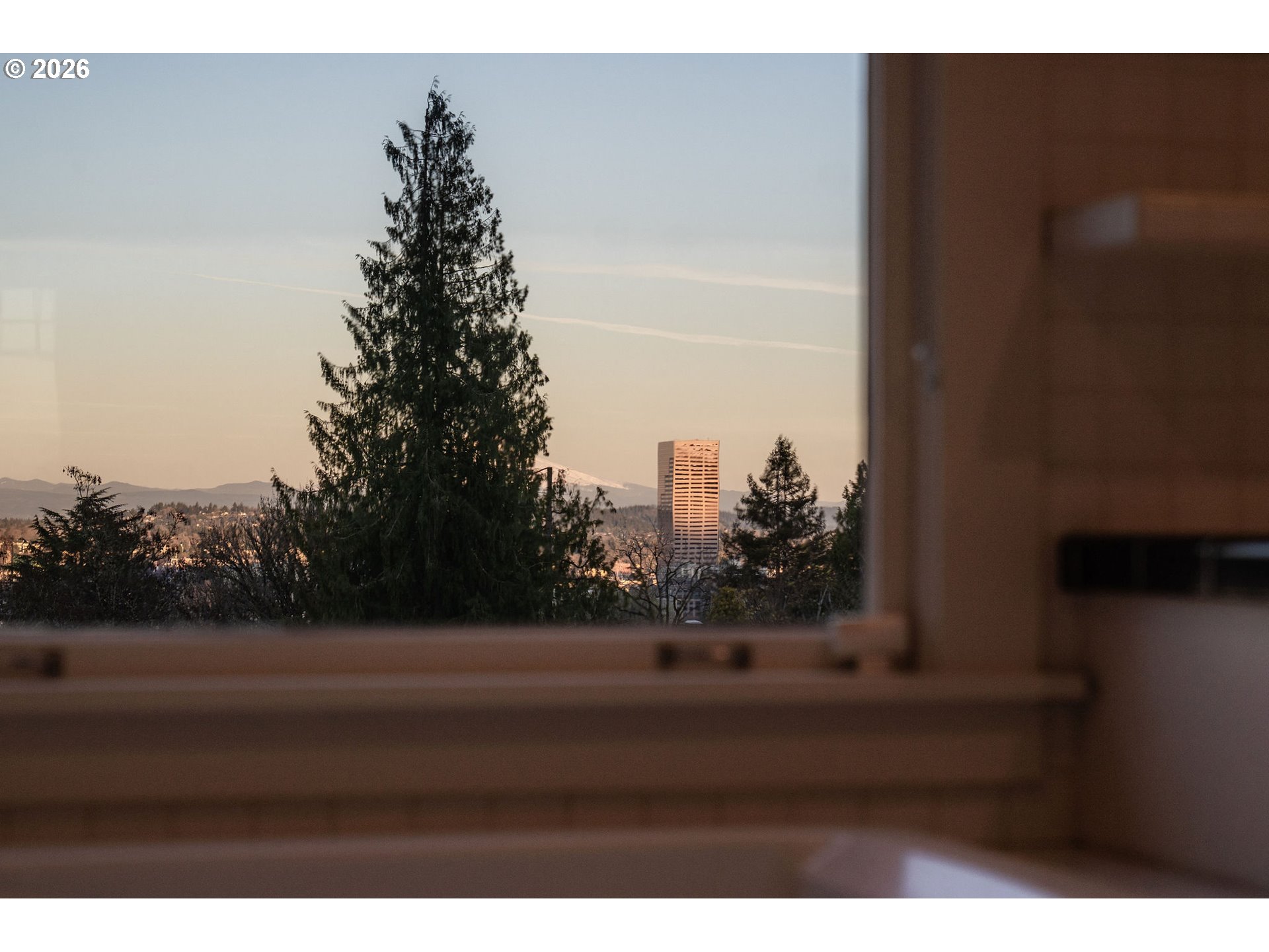 840 Northwest Summit Avenue Portland, OR 97210 - Photo 23 of 48