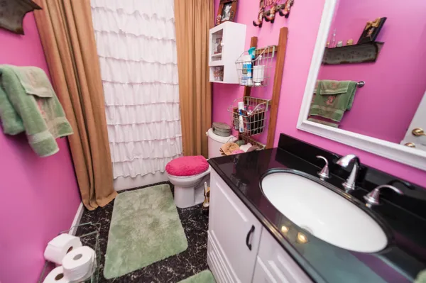 $823,900 | 160 Eubanks Farm Road, Inman, SC 29349